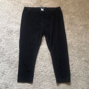 🛍American Eagle Black Cotton Capri Leggings